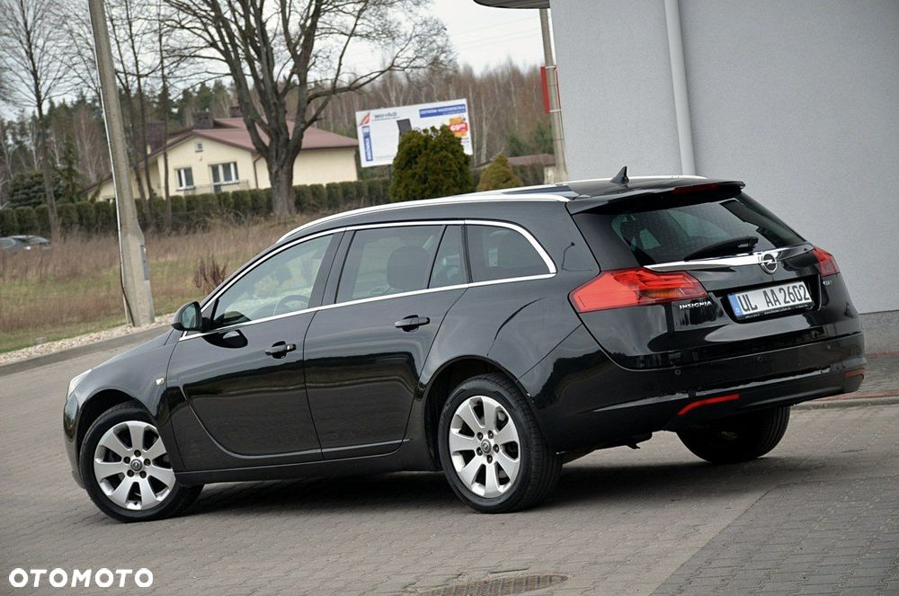 Opel Insignia - 12