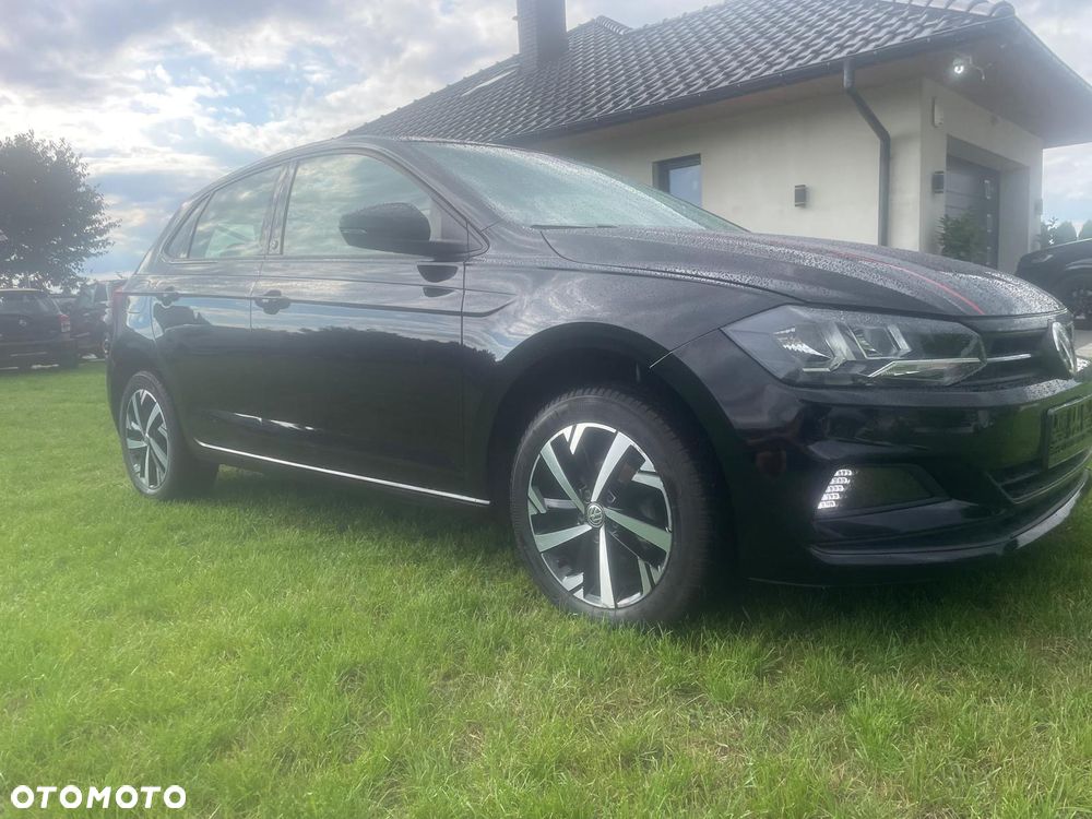 Volkswagen Polo - 2