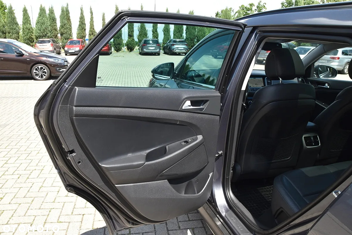 Hyundai Tucson - 16