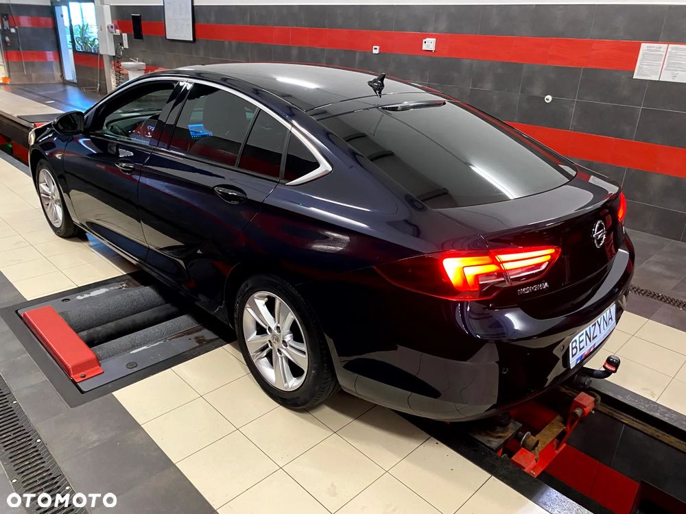 Opel Insignia 1.5 T Exclusive S&S - 10