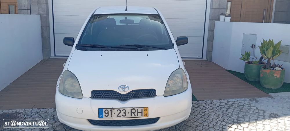 Toyota Yaris 1.0 Terra - 2