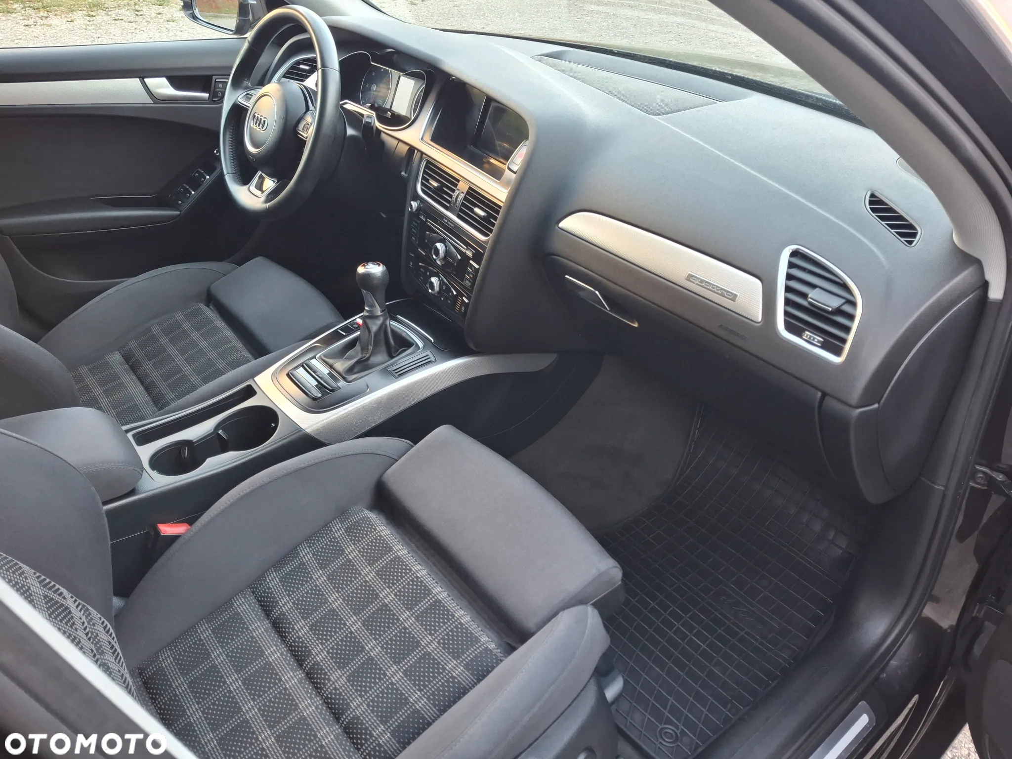 Audi A4 Avant 2.0 TDI DPF quattro Attraction - 23