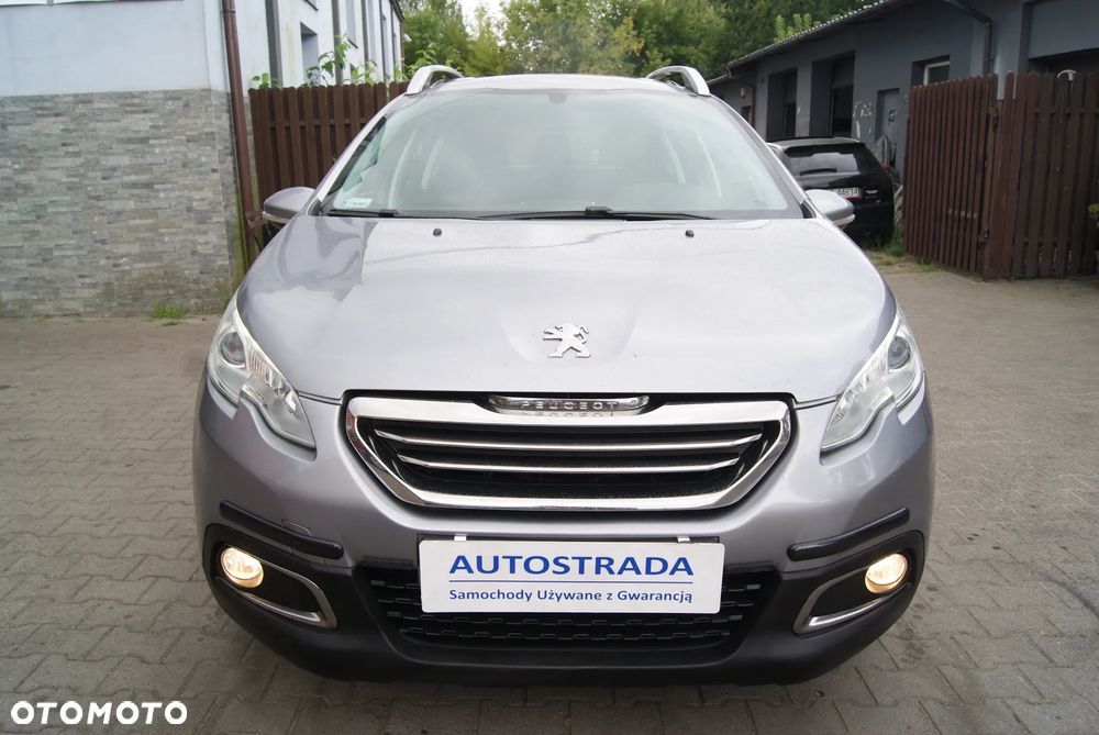 Peugeot 2008 1.2 Pure Tech Style - 7