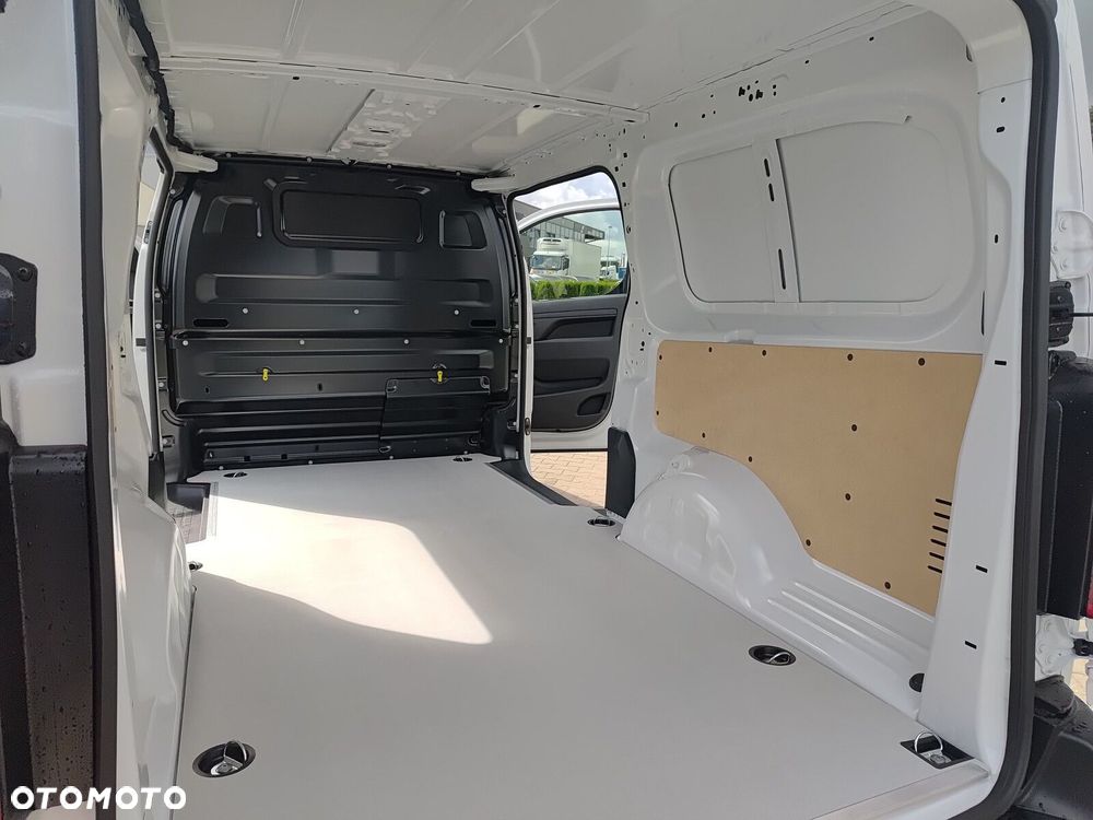 Opel Vivaro - 10