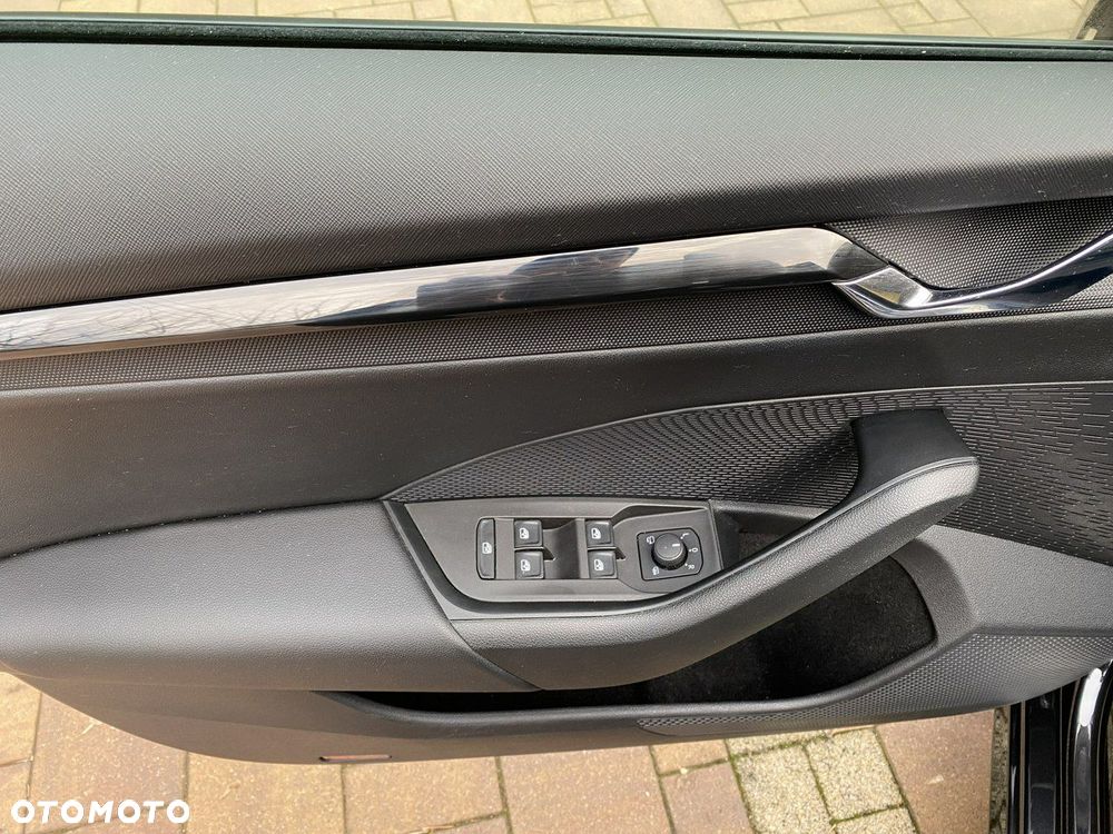 Skoda Octavia 2.0 TDI Ambition DSG - 27