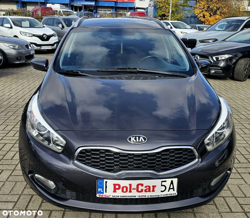 Kia Ceed 1.6 CRDi 128 ISG SW Dream-Team Edition - 2