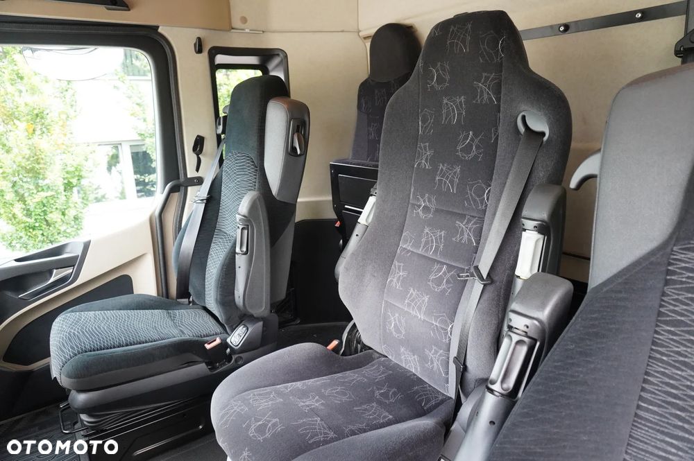 Mercedes-Benz Actros 2540 6×2 / 40 tys. km! / NOWA laweta 925 cm OCYNK / Kabina 5 siedzeń! / Kilka sztuk - 25