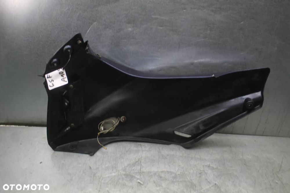 Suzuki GSF 600 S Bandit Bok boczek owiewka osłona czasza czacha prawa - 3
