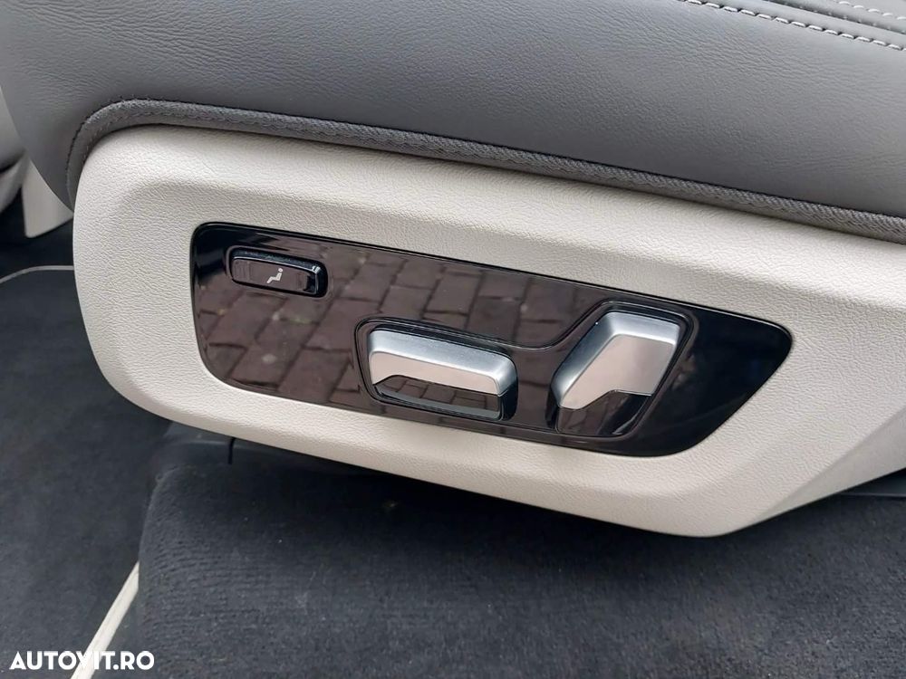 BMW X7 M60i xDrive AT MHEV - 20