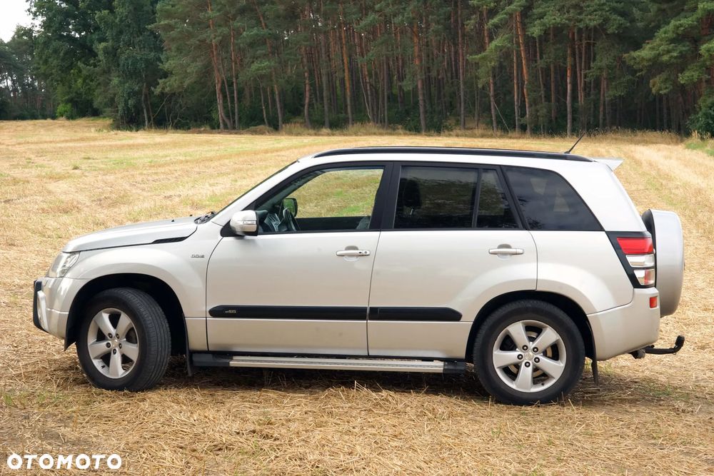Suzuki Grand Vitara 1.9 DDiS De luxe - 2
