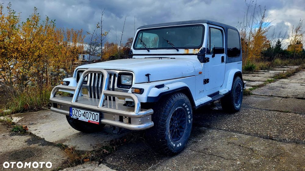 Jeep Wrangler - 5