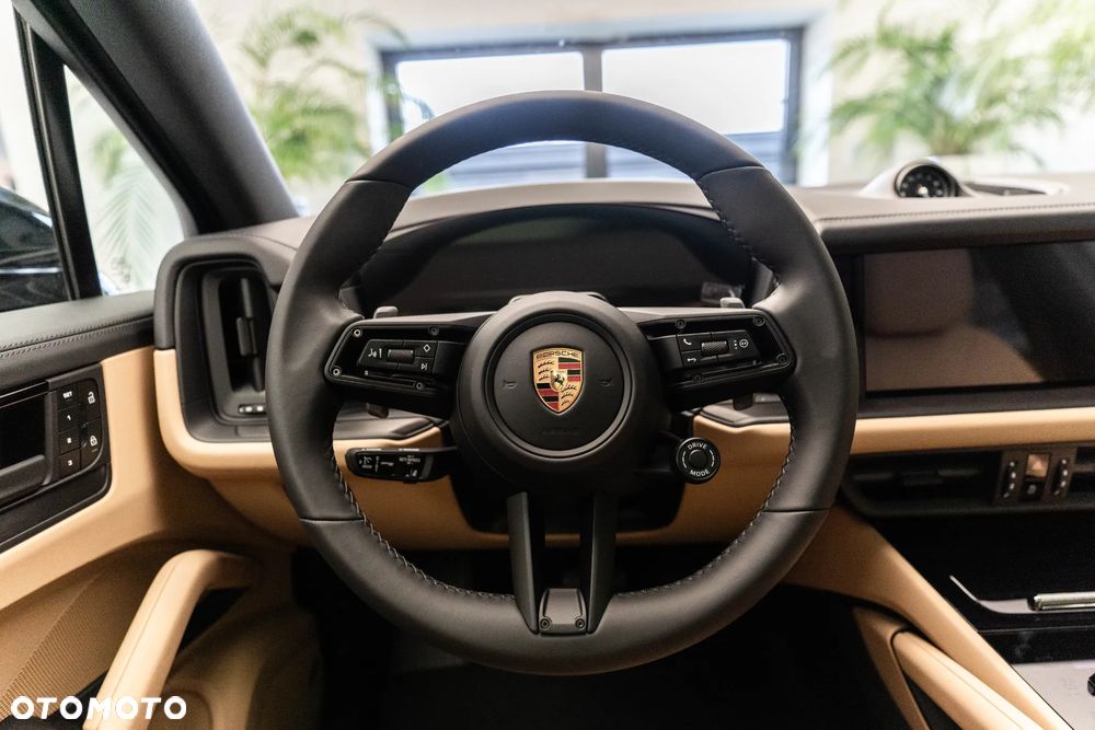 Porsche Cayenne E-Hybrid PHEV Black Edition - 17