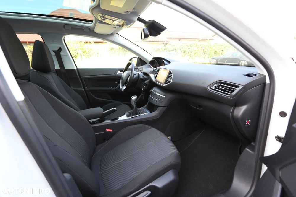 Peugeot 308 PureTech 110 Stop & Start Allure - 10