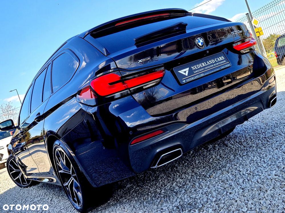 BMW Seria 5 530e xDrive M Sport sport - 38
