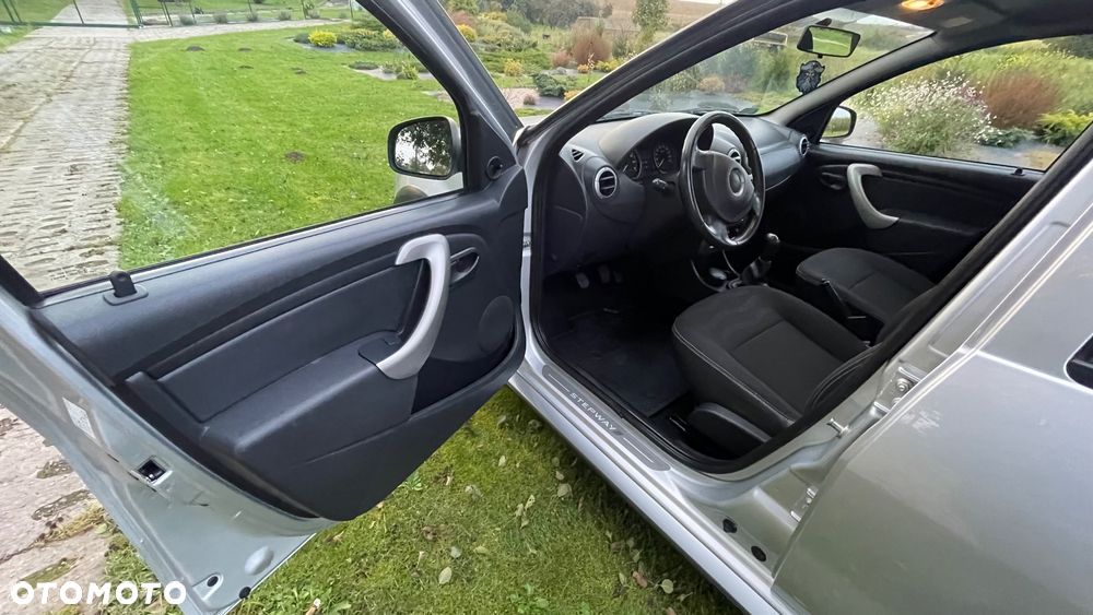 Dacia Sandero 1.6 Laureate - 17