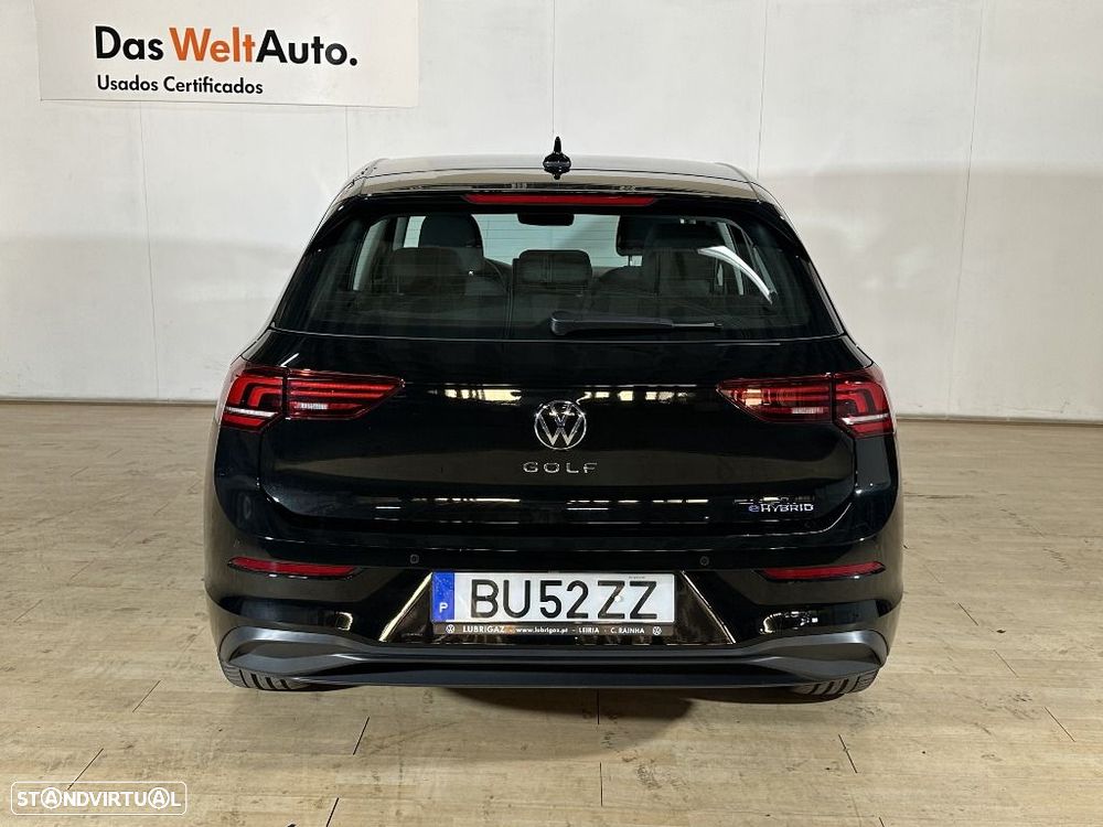 VW Golf 1.5 TSI e-Hybrid Life DSG - 4