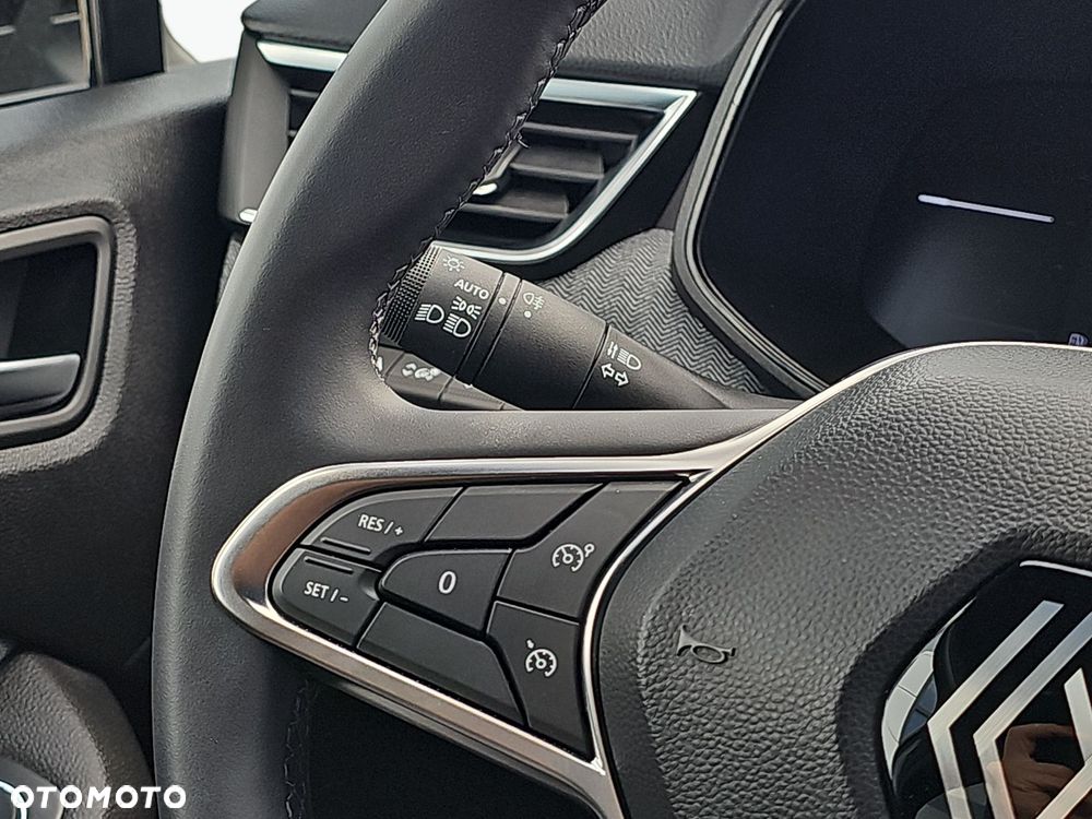 Renault Clio 1.0 TCe Techno - 15