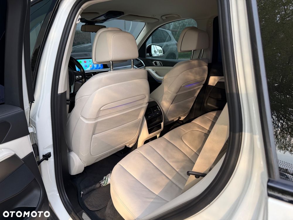 BMW X5 xDrive30d - 26