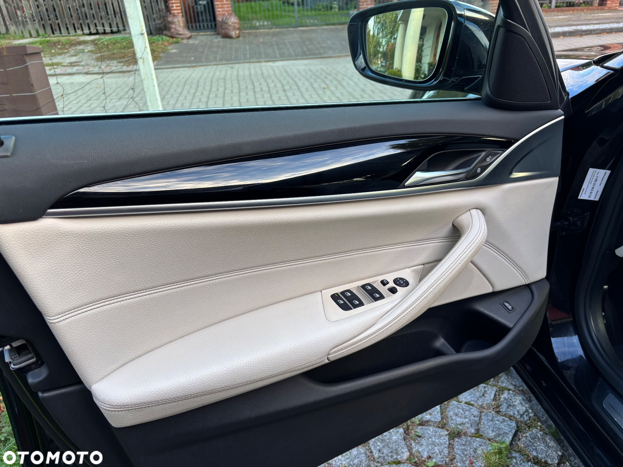 BMW Seria 5 520d Sport Line - 15