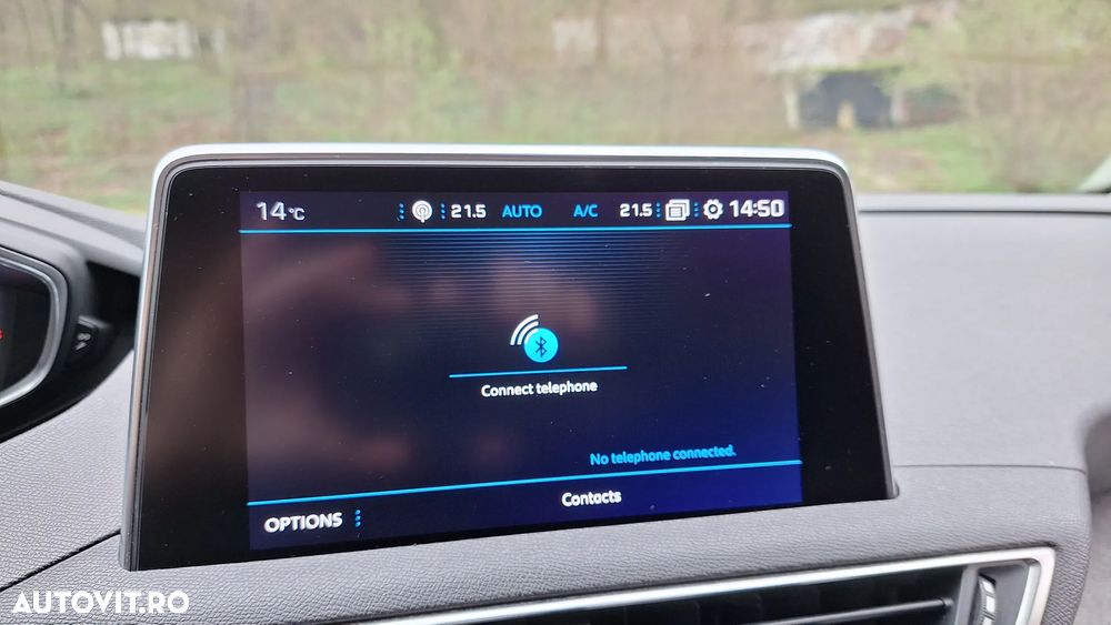 Peugeot 3008 1.2 PureTech Turbo S&S Allure - 26