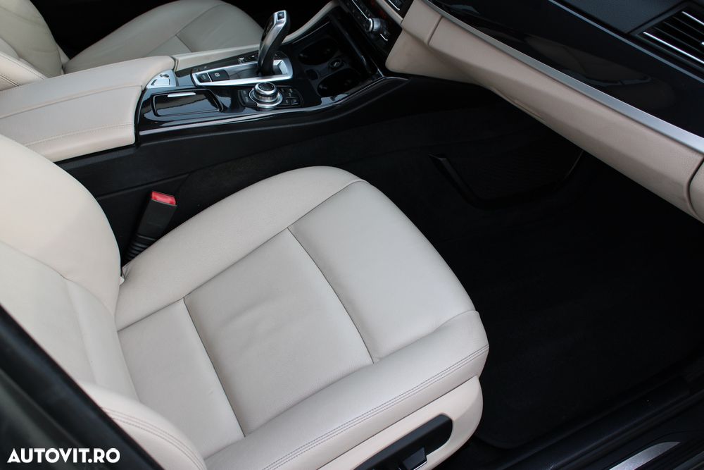 BMW Seria 5 520d Aut. - 9