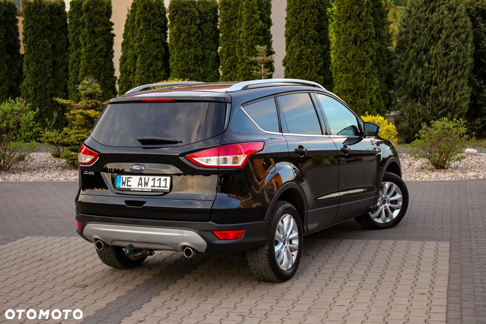 Ford Kuga 2.0 TDCi 2x4 Titanium - 6