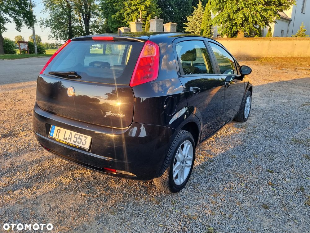 Fiat Punto 1.4 16V Dynamic - 7