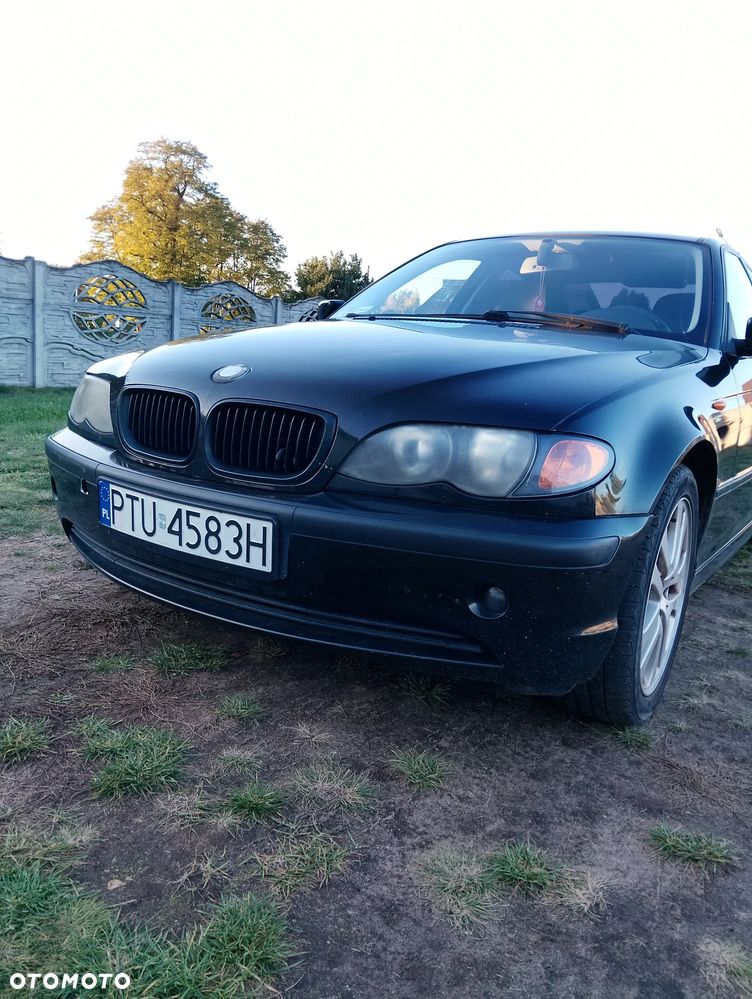 BMW Seria 3 2004 photo 2