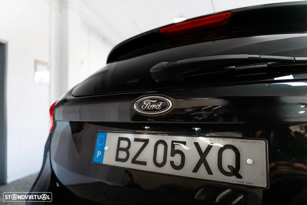 Ford Focus 2.0 EcoBoost ST c/ Pack Pele Desportiva - 18
