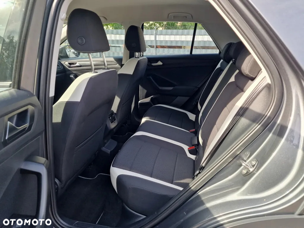 Volkswagen T-Roc 2.0 TDI SCR DSG Sport - 23