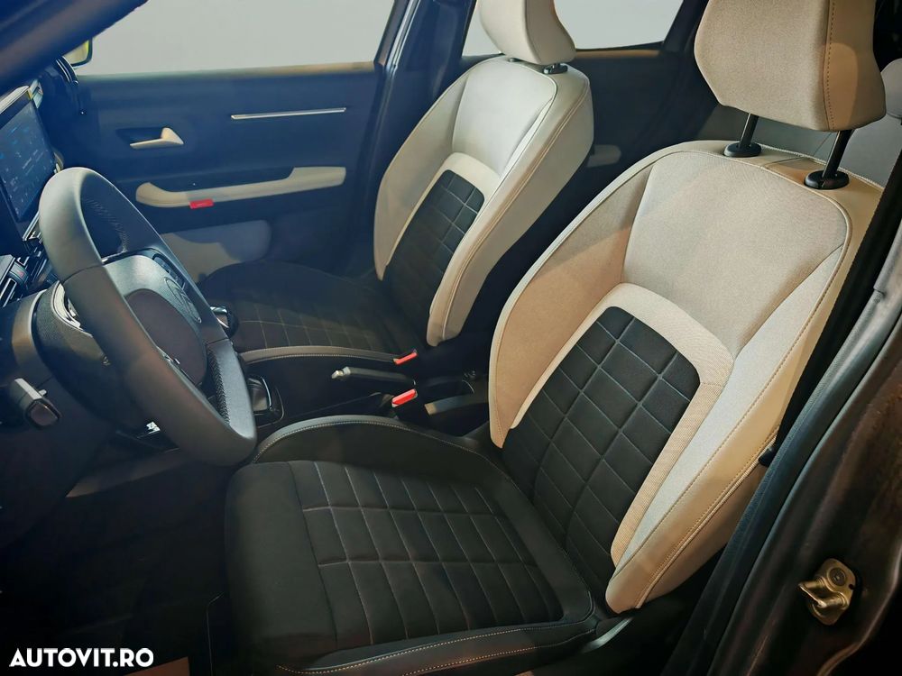 Citroën C3 1.2 PureTech 100 S&S BVM6 MAX - 8