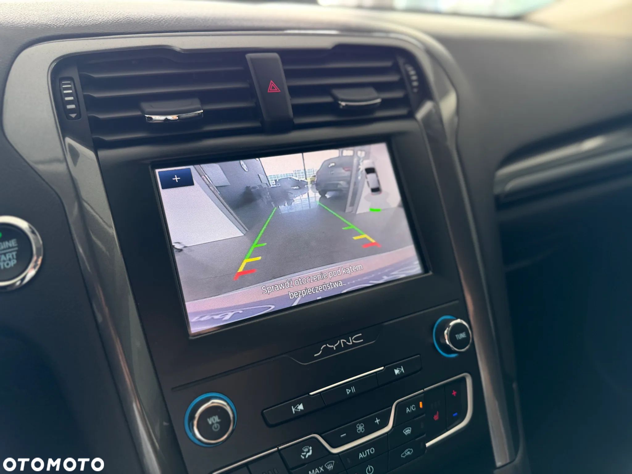 Ford Mondeo 2.0 EcoBlue Titanium - 29