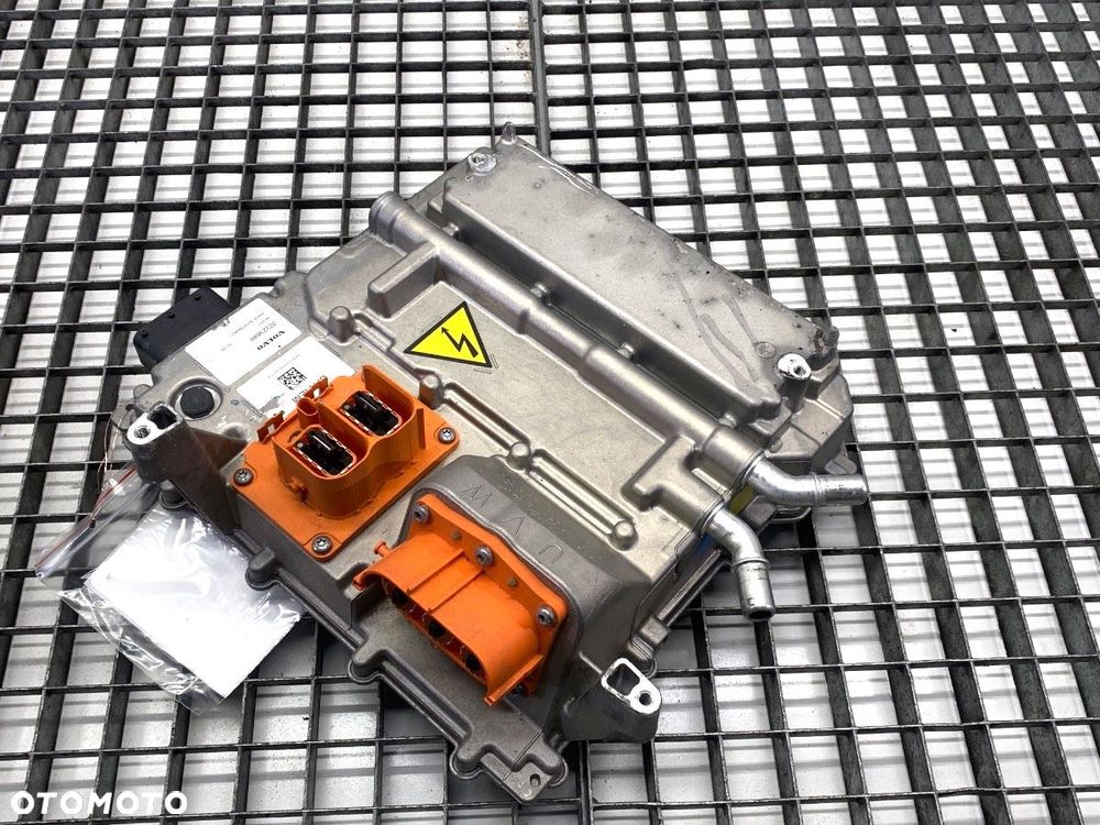 INWENTER KONWENTER FALOWNIK PRZETWORNICA  VOLVO S90 II (234) 2016 - 2022 T8 Hybrid AWD 223 kW [303 - 1