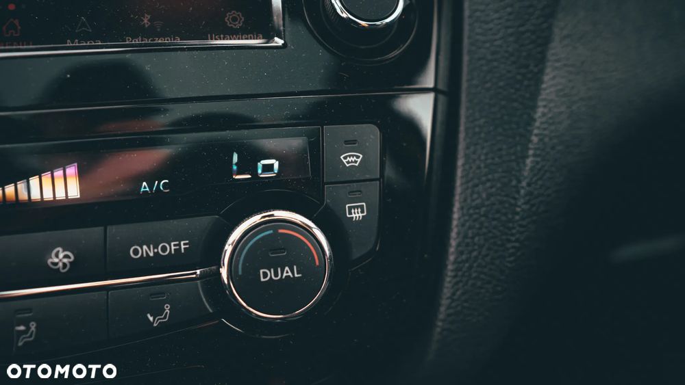 Nissan Qashqai 1.3 DIG-T N-Connecta - 14
