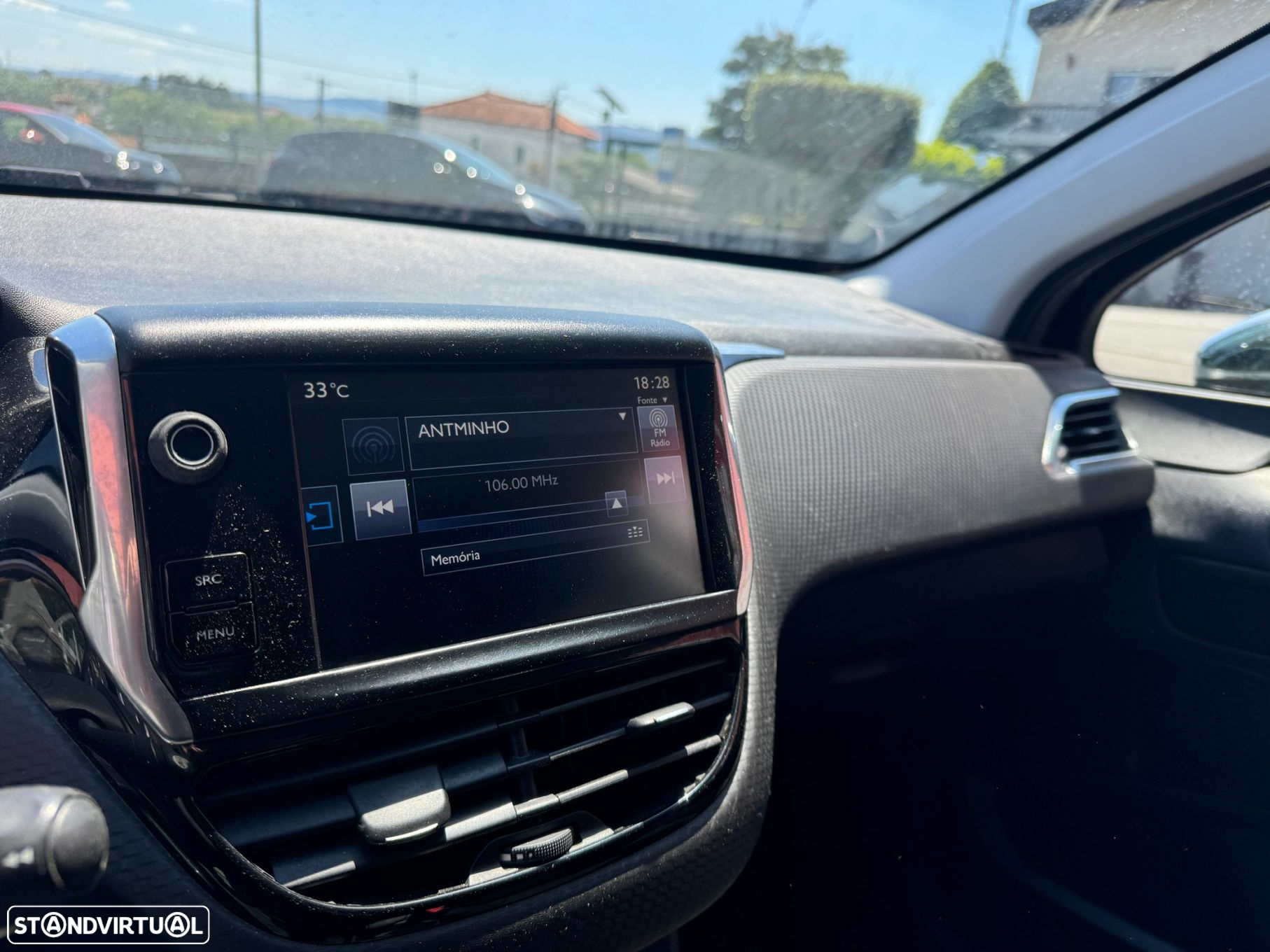 Peugeot 2008 1.2 PureTech Style - 7