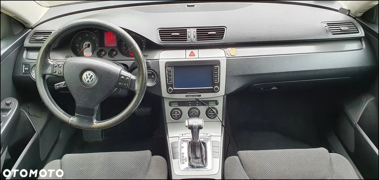 Volkswagen Passat - 9