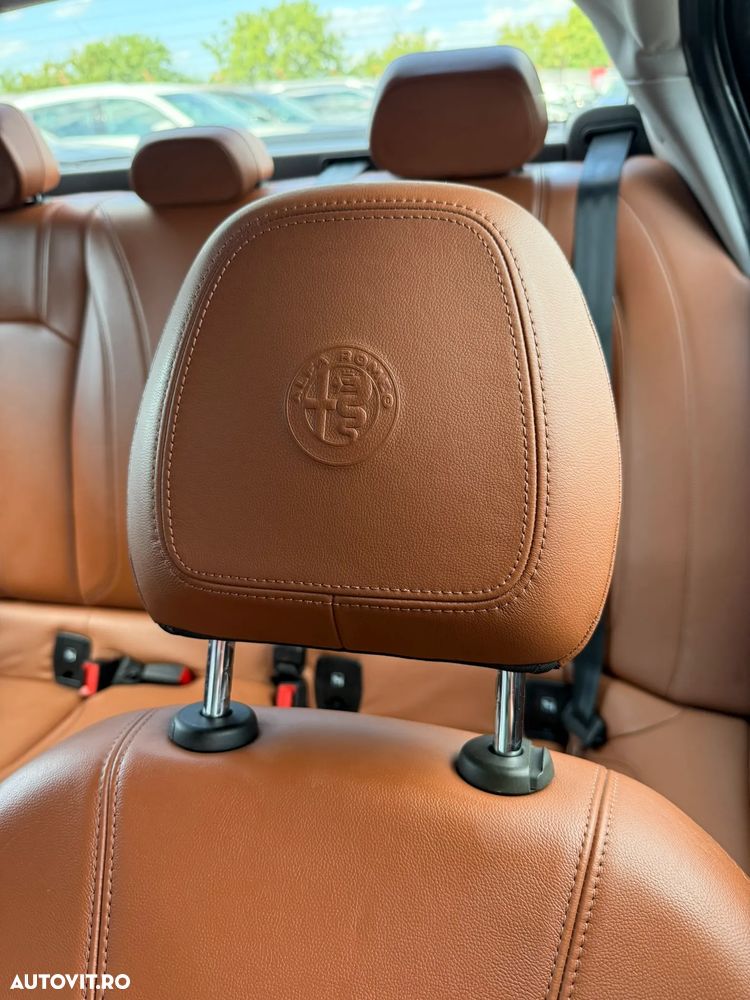 Alfa Romeo Giulia 2.2 JTDM Super - 25