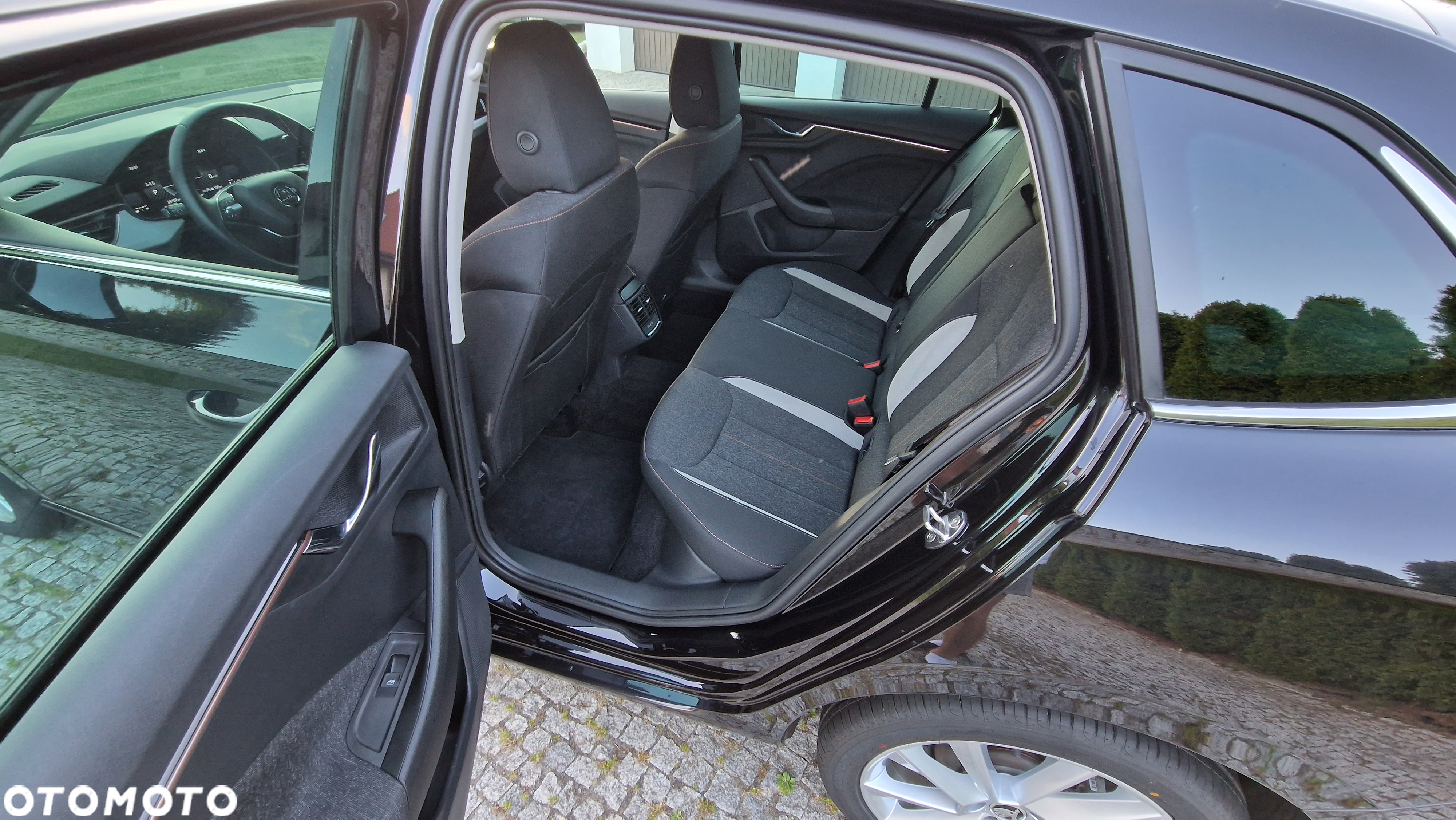 Skoda Scala 1.5 TSI Selection DSG - 29
