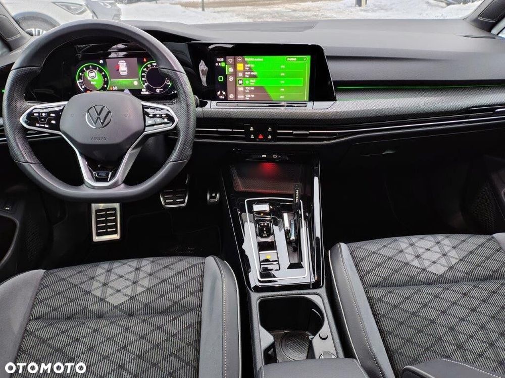 Volkswagen Golf Variant - 16