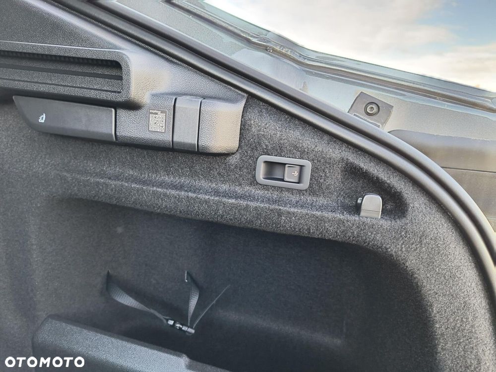 Skoda Superb 2.0 TSI Sportline DSG - 21