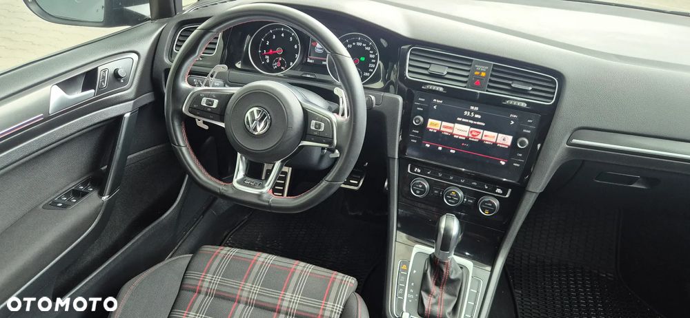 Volkswagen Golf 2.0 TSI GTI DSG - 16