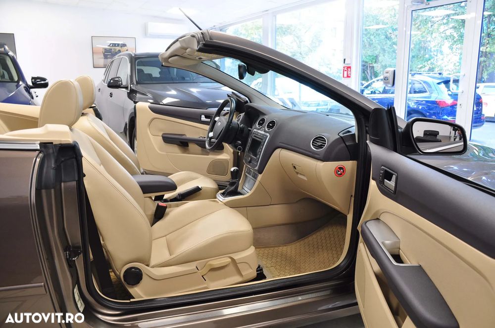 Ford Focus - 12