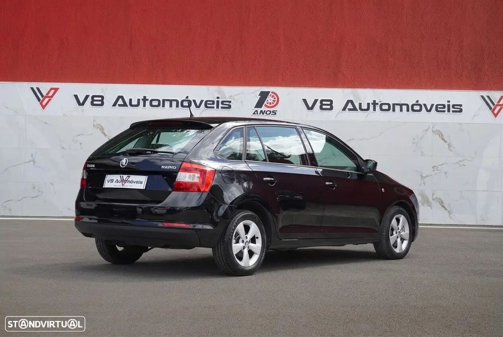 Skoda Rapid Spaceback 1.6 TDi Elegance - 5