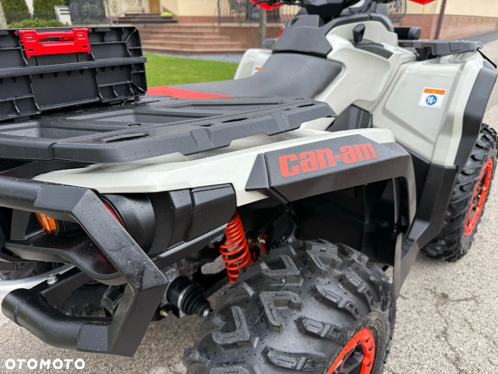 Can-Am Outlander - 25