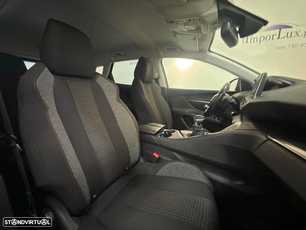 Peugeot 3008 1.5 BlueHDi Active - 12