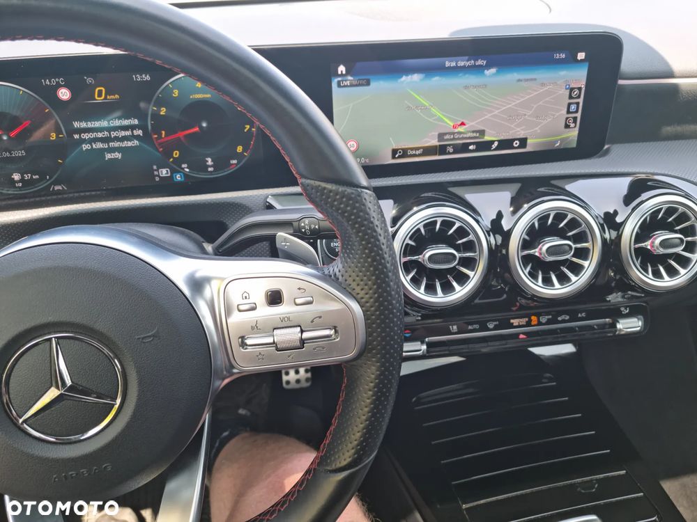 Mercedes-Benz Klasa A 180 7G-DCT Edition AMG Line - 7