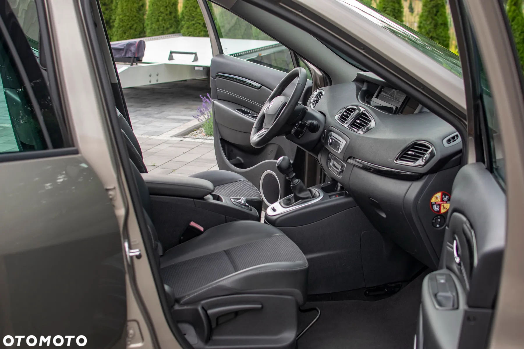 Renault Scenic - 38
