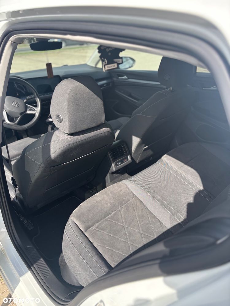 Volkswagen Golf 2.0 TDI SCR DSG Style - 12