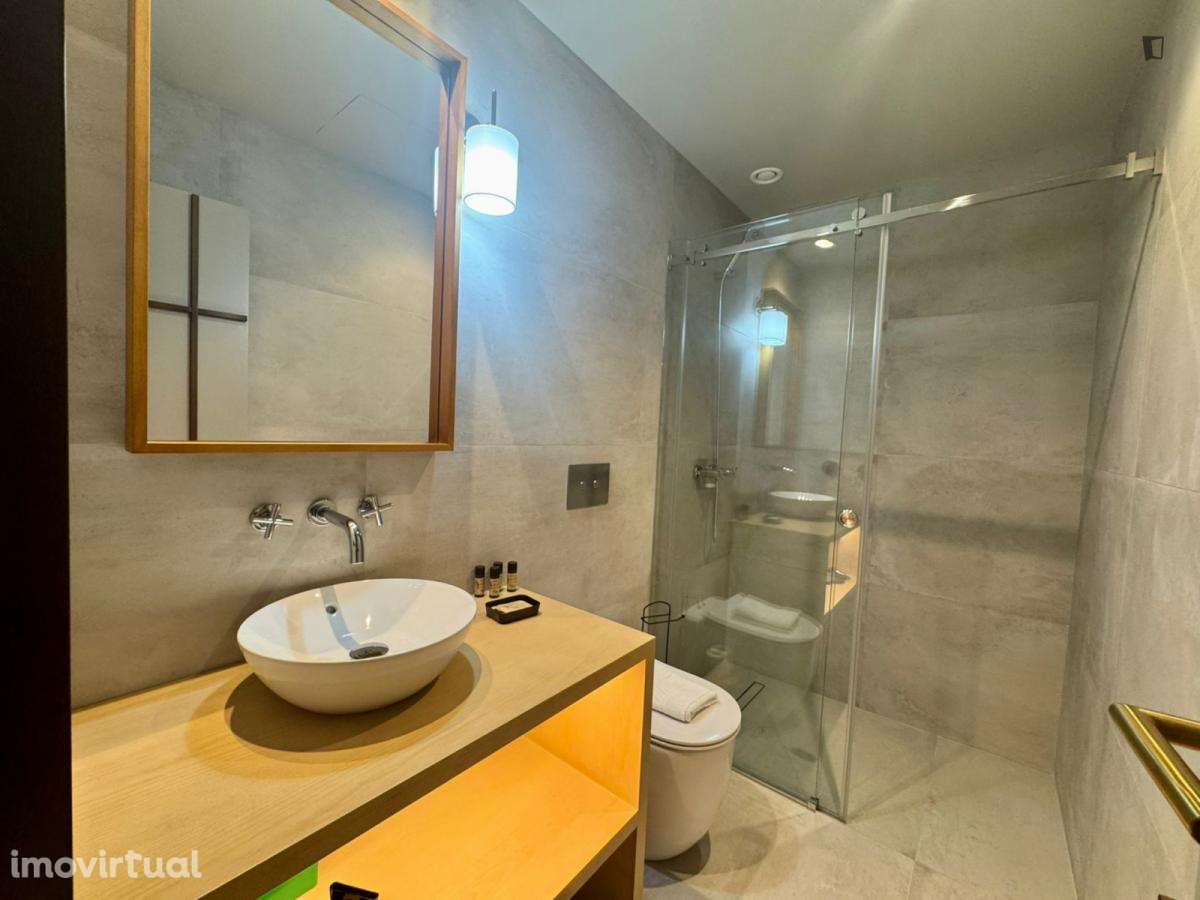 Apartamento com 1 quartos - localizado em Sé Porto - Grande imagem: 4/7