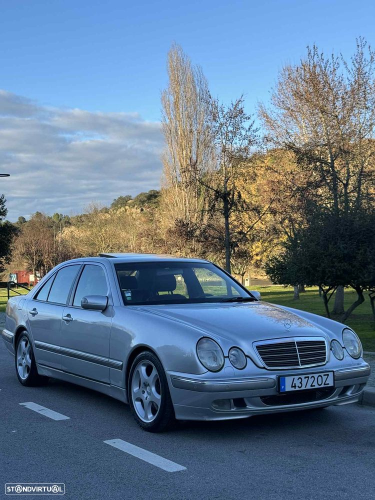 Mercedes-Benz E 280 - 1